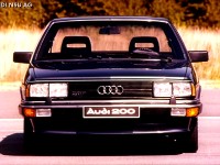 79-08 Audi-200 04